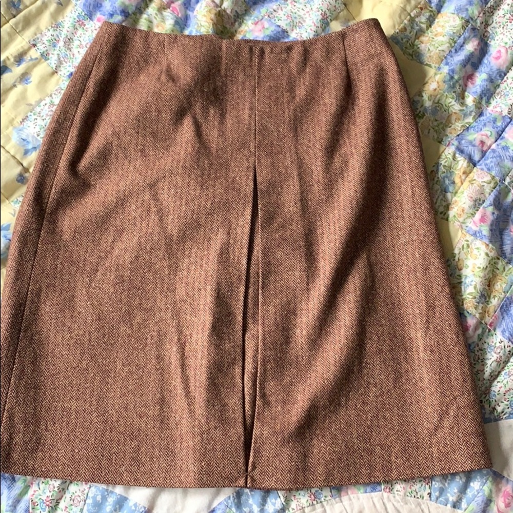 Eddie Bauer’s Women’s Skirt. Size 10